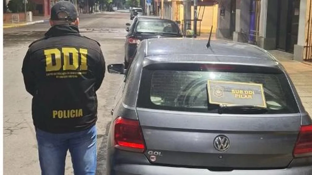 Detuvieron a un hombre que citó a un financista para comprar dólares y terminó robándole